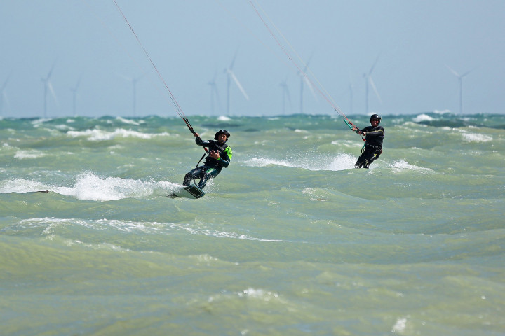 Комплект водозащищенный BbTalkin Advance Kite/Wind Surf з бейсболкой,